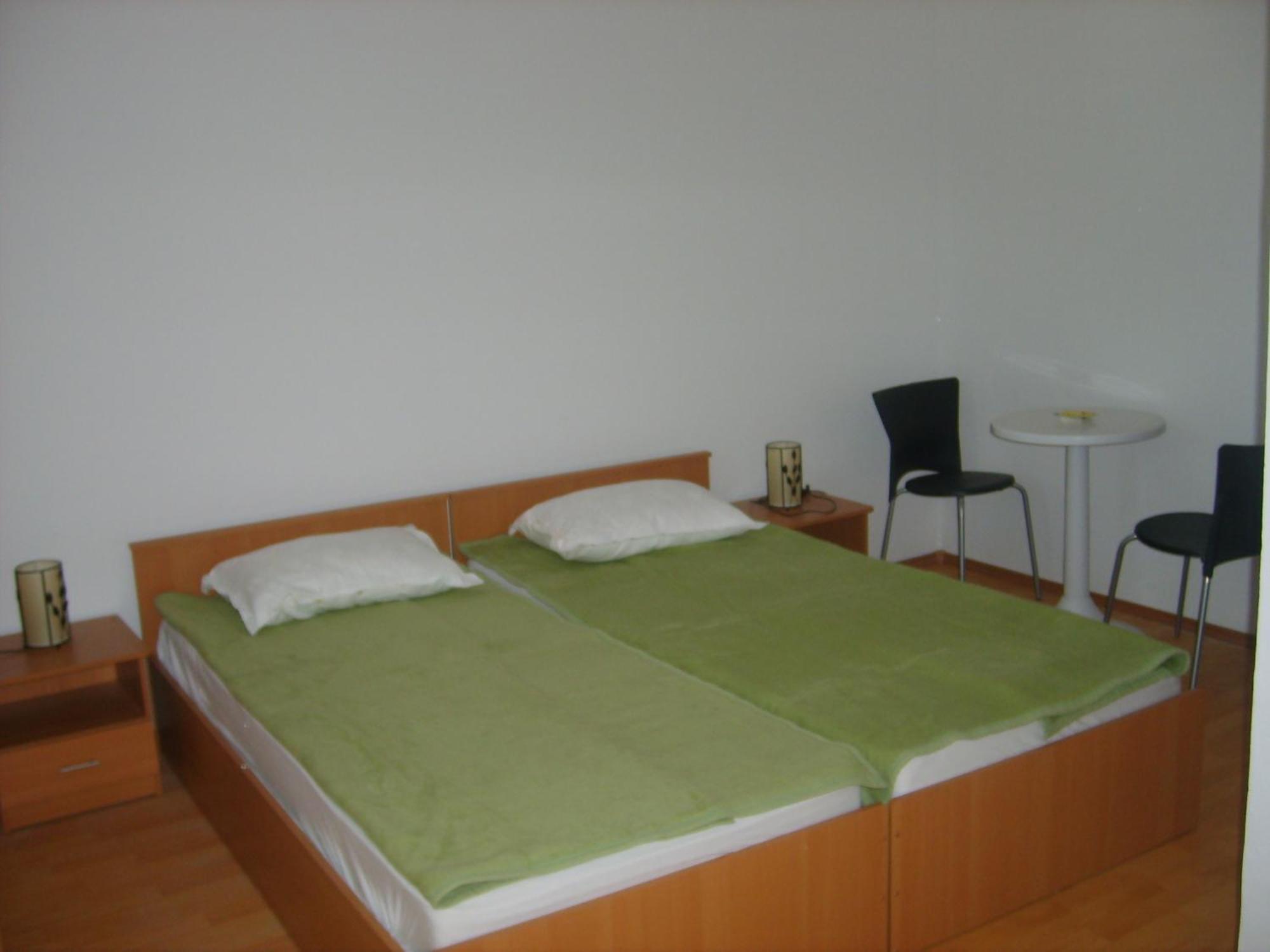 Apartmani Kljunak Затон Екстер'єр фото