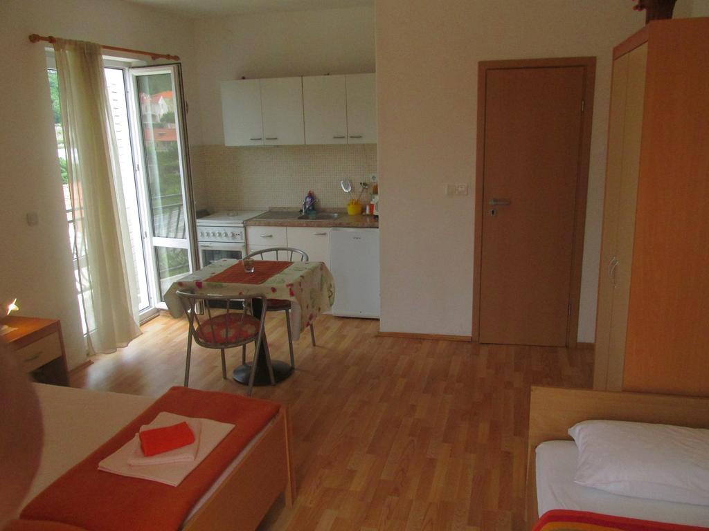 Apartmani Kljunak Затон Екстер'єр фото