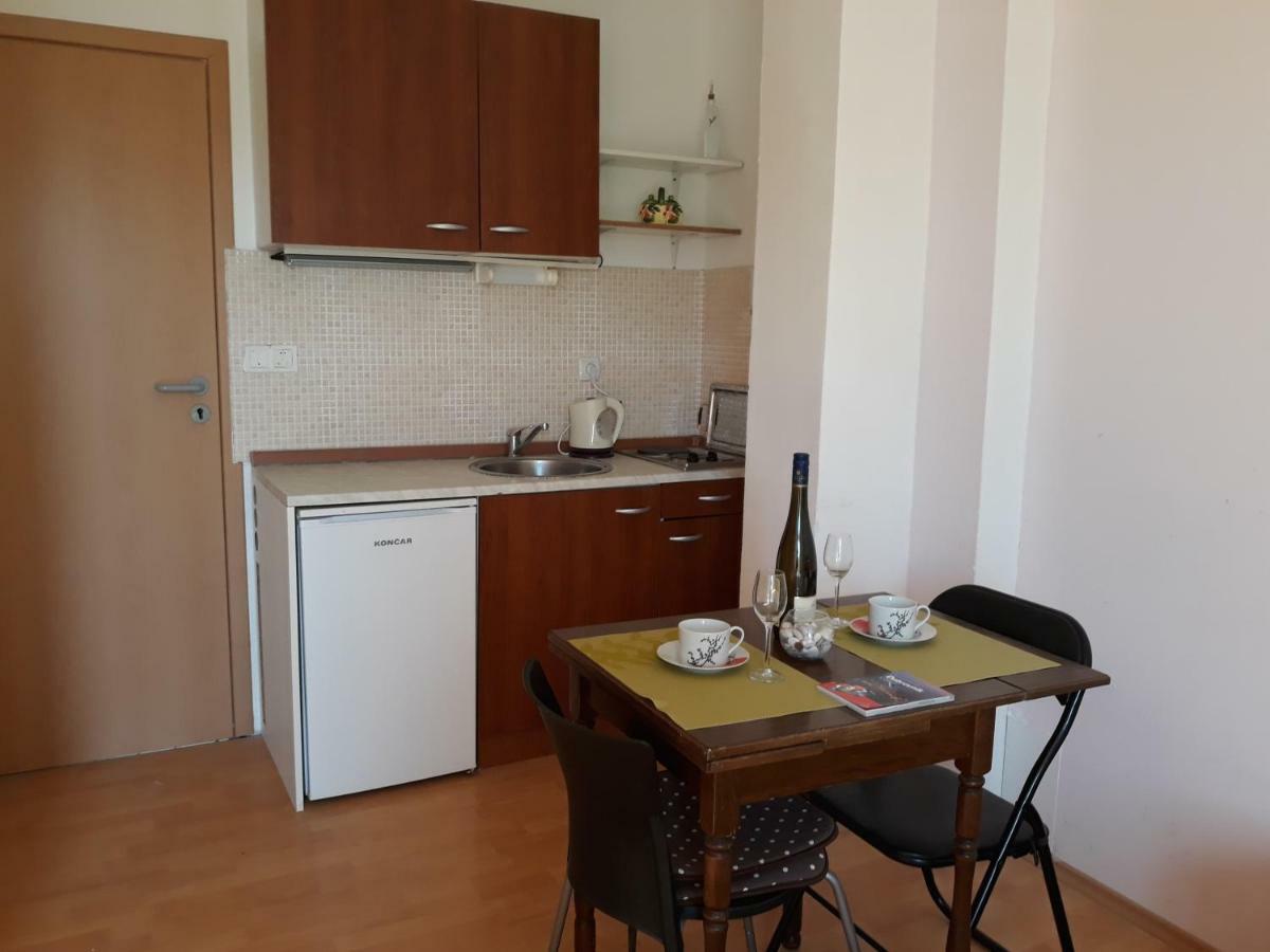 Apartmani Kljunak Затон Екстер'єр фото